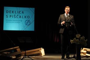 Deklica s piščalko 2018_2